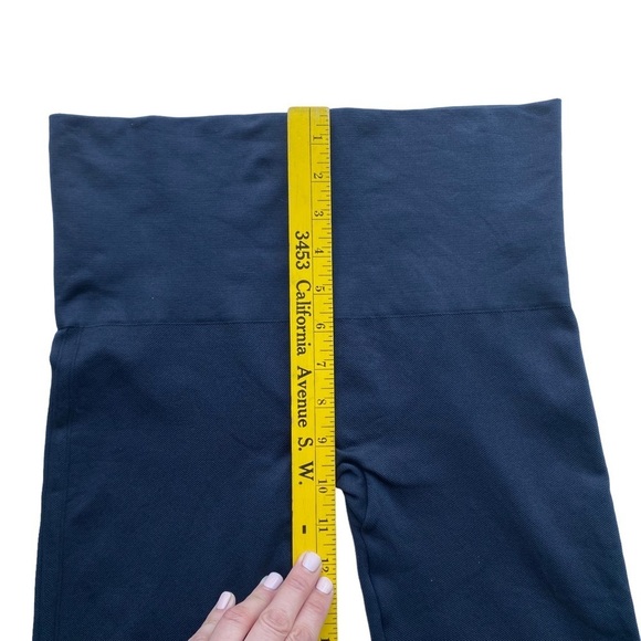 Spanx Leggings Size XL Look At Me Now Black High Rise Cropped Seamless Ponte - Picture 11 of 12